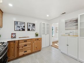 3226 Star Avenue, Oakland CA 94619