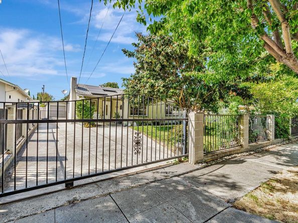 1127 Madera Ave, Menlo Park CA 94025