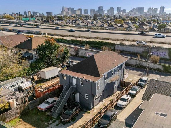 874 36th Street, Oakland CA 94608