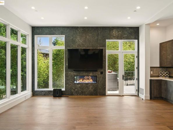 13462 Campus drive, Oakland CA 94619