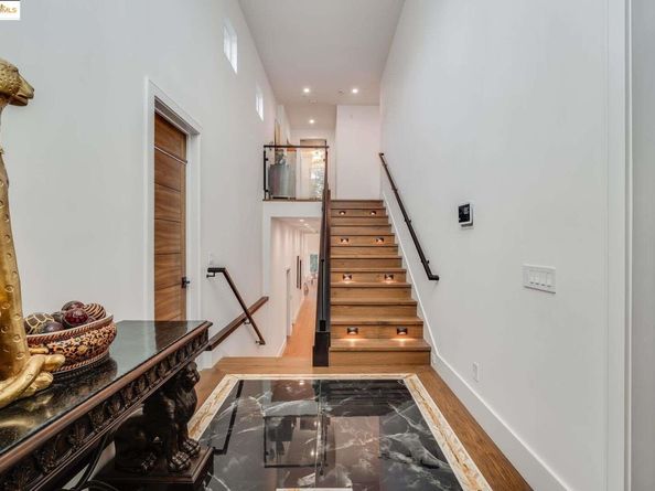 13462 Campus drive, Oakland CA 94619