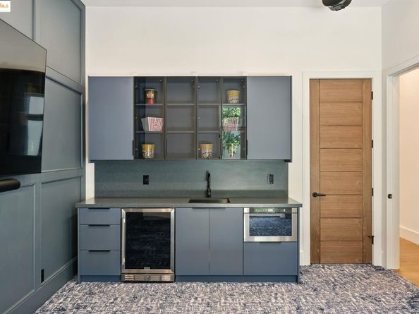 13462 Campus drive, Oakland CA 94619