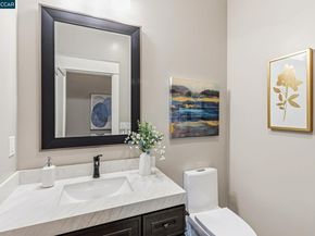 961 Oak View Cir, Lafayette CA 94549