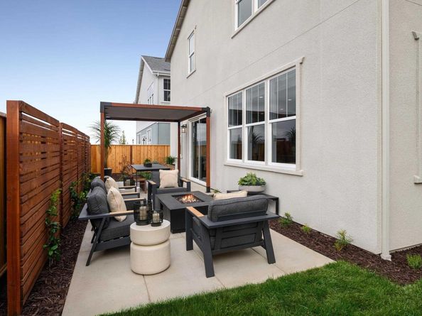 1580 W Walsh Ave, Dublin CA 94568