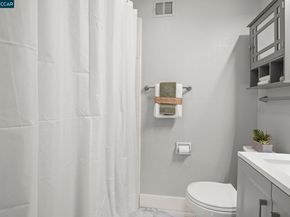 69 Fordham Ct, Pleasant Hill CA 94523