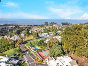 303 Atlas Dr 7, Hercules CA 94547