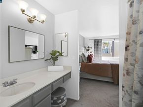 303 Atlas Dr 7, Hercules CA 94547