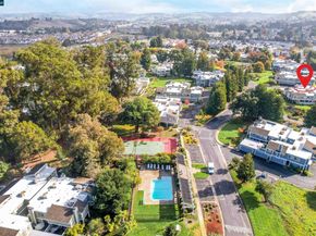 303 Atlas Dr 7, Hercules CA 94547