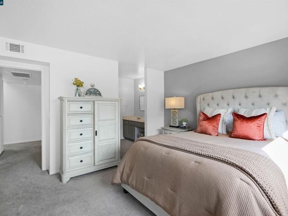 303 Atlas Dr 7, Hercules CA 94547