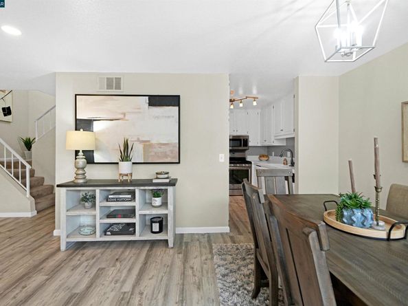 303 Atlas Dr 7, Hercules CA 94547