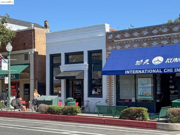 1321 Webster St D212, Alameda CA 94501