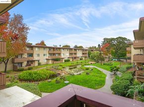 1321 Webster St D212, Alameda CA 94501