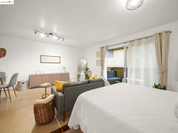 1321 Webster St D212, Alameda CA 94501