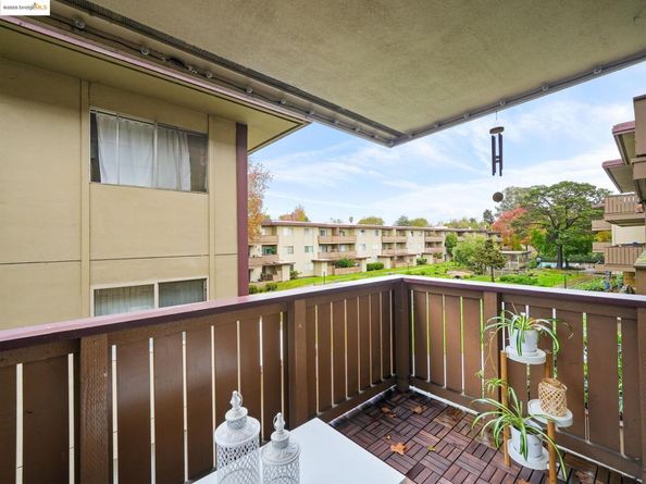 1321 Webster St D212, Alameda CA 94501