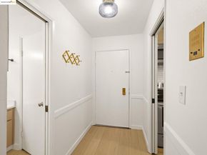 1321 Webster St D212, Alameda CA 94501