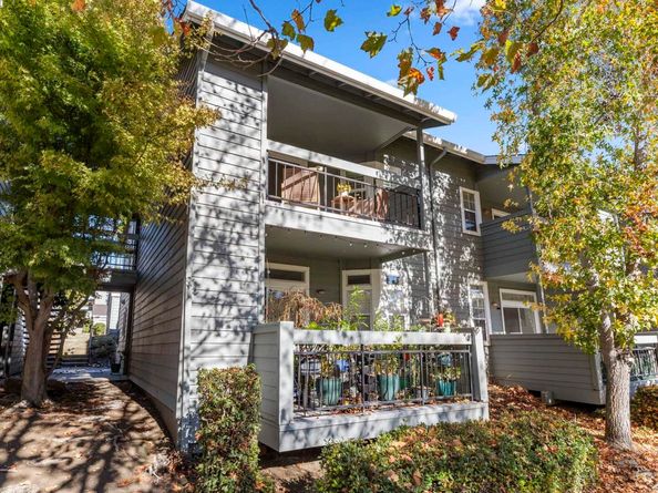 8170 Mountain View Dr F, Pleasanton CA 94588