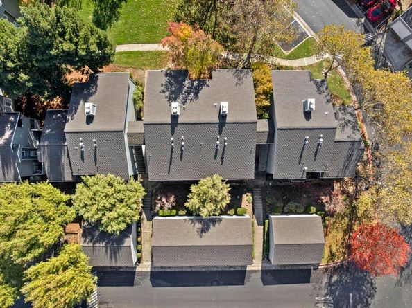 8170 Mountain View Dr F, Pleasanton CA 94588