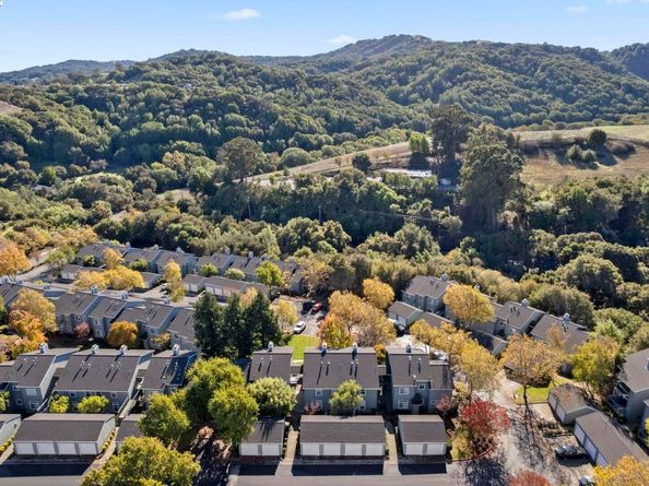 8170 Mountain View Dr F, Pleasanton CA 94588