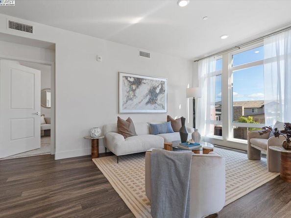 5925 Charlotte Dr 334, San Jose CA 95123