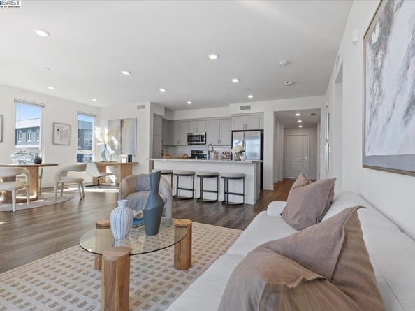 5925 Charlotte Dr 334, San Jose CA 95123