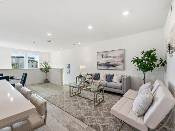 5581 Dublin Blvd, Dublin CA 94568