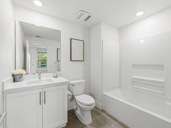 5581 Dublin Blvd, Dublin CA 94568