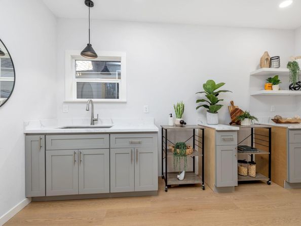 243 Oakland Ave, Oakland CA 94611