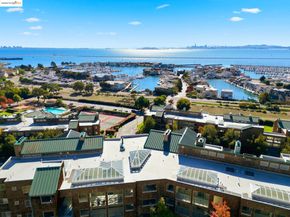 1300 Quarry Ct 212, Richmond CA 94801