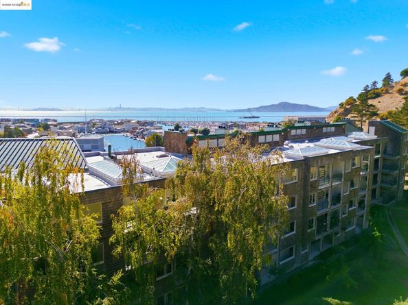 1300 Quarry Ct 212, Richmond CA 94801
