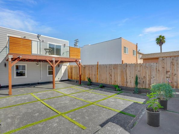1247 Fitzgerald Ave, San Francisco CA 94124