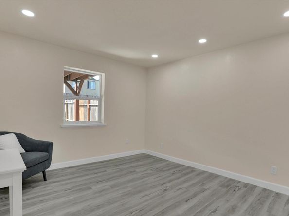 1247 Fitzgerald Ave, San Francisco CA 94124