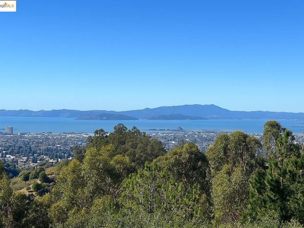 6413 Gwin Ct, Oakland CA 94611