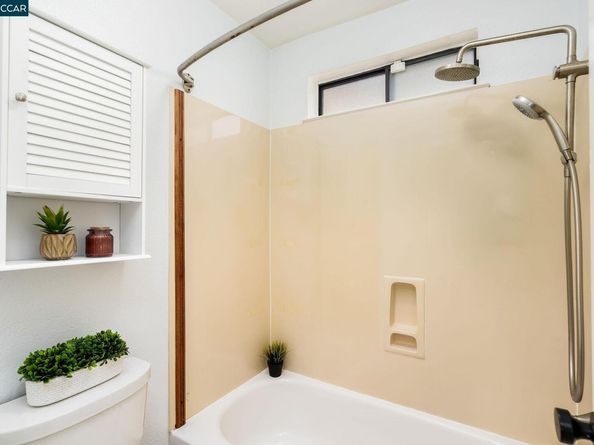 1722 S Villa Way, Walnut Creek CA 94595