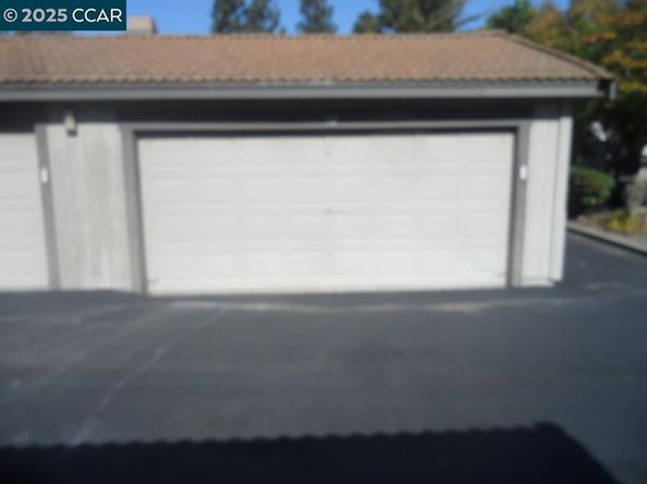 1405 Hull Ln, Martinez CA 94553