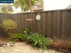 1405 Hull Ln, Martinez CA 94553