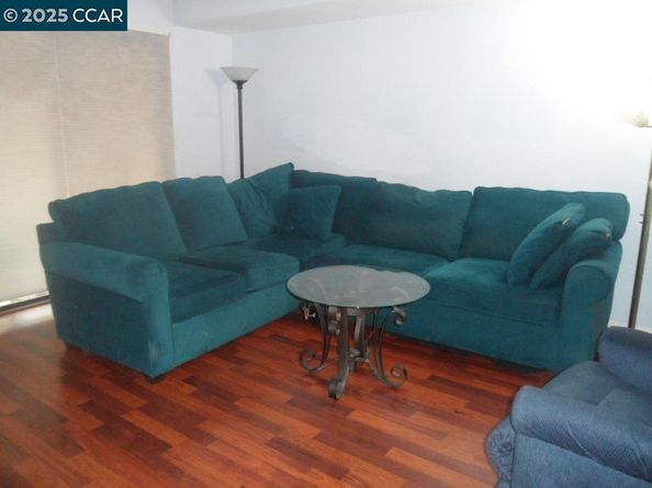 1405 Hull Ln, Martinez CA 94553