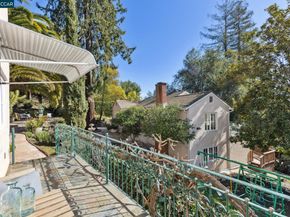 40 Las Palomas, Orinda CA 94563