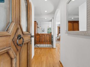 40 Las Palomas, Orinda CA 94563