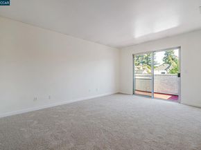 68 Peters Ave 6, Pleasanton CA 94566