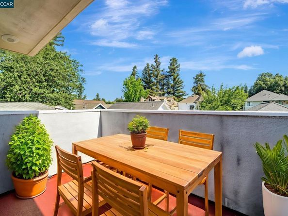 68 Peters Ave 6, Pleasanton CA 94566