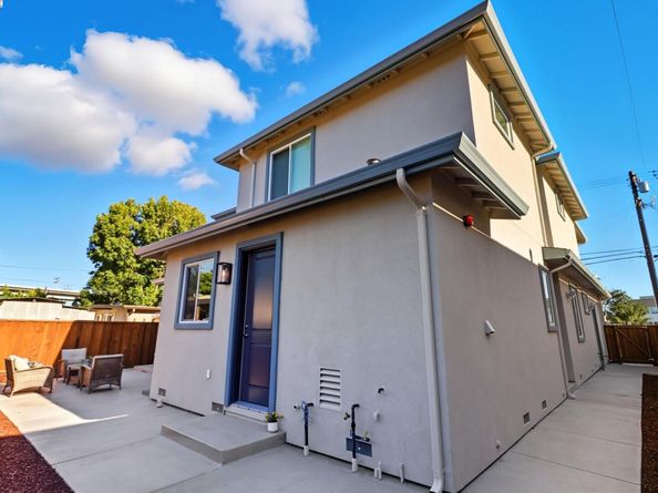 492 Sunset Blvd, Hayward CA 94541
