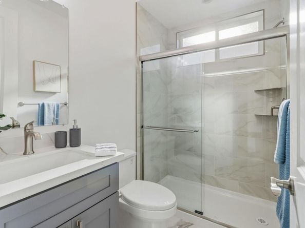 492 Sunset Blvd, Hayward CA 94541