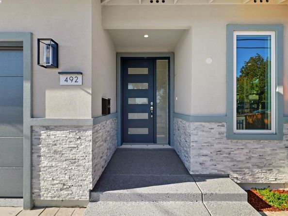 492 Sunset Blvd, Hayward CA 94541