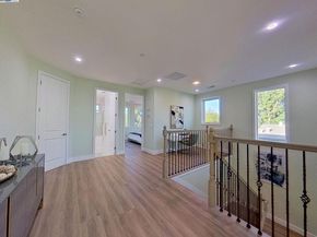492 Sunset Blvd, Hayward CA 94541