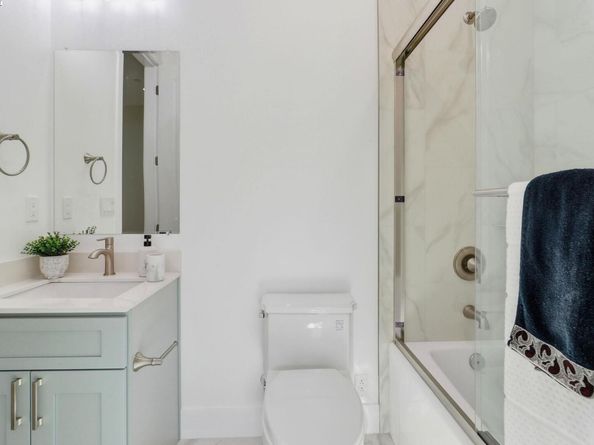 492 Sunset Blvd, Hayward CA 94541