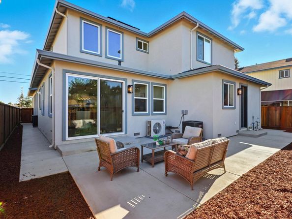 492 Sunset Blvd, Hayward CA 94541