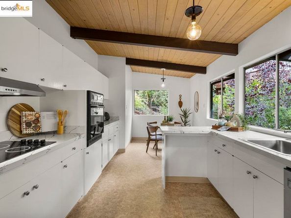 74 Florida Avenue, Berkeley CA 94707