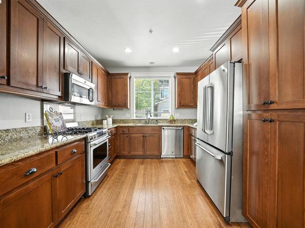 3406 Fostoria Way 313, Danville CA 94526