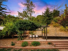 7796 Surrey Ln, Oakland CA 94605