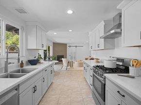 7796 Surrey Ln, Oakland CA 94605